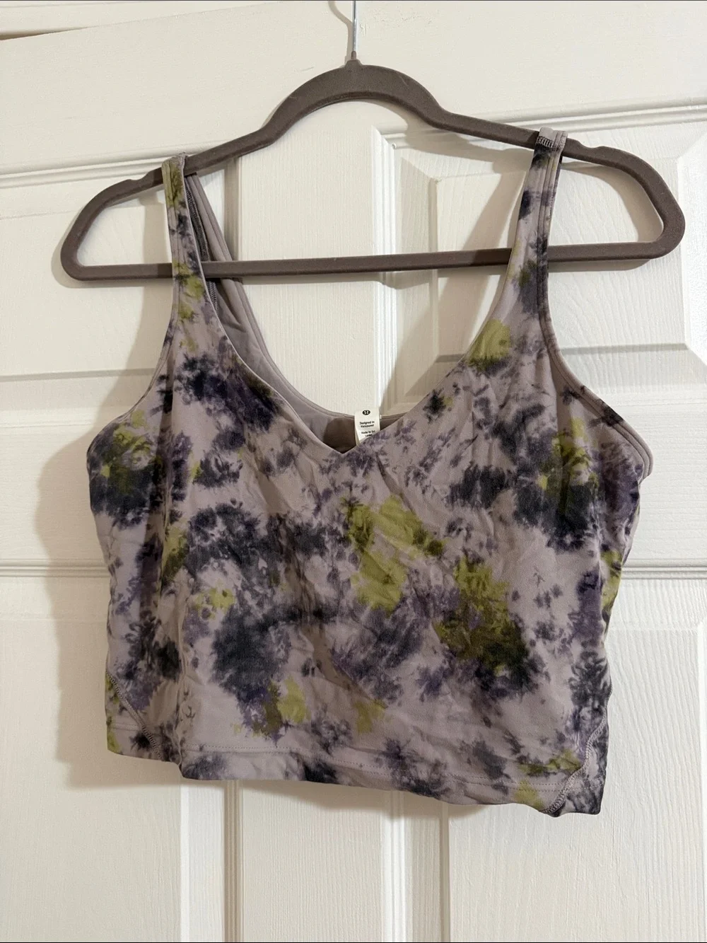 Lululemon Women's Tie-Dye V-Neck Sports Bra Top